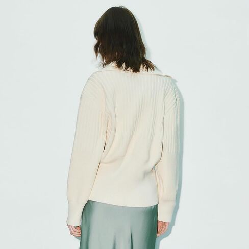 Cardigan للنساء V-Neck Label Long Sleeve Sweater محصنة غير رسمية مع زر معدني 2025 in Kuwait