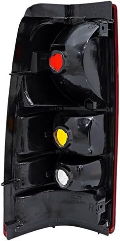 لشيفروليه تشيفي سيلفرادو | GMC Sierra (1500/2500 Series) Light Tail Light 1999 2000 2001 2002 PRAVER LEFT SIDELAMP استبدال in Saudi Arabia