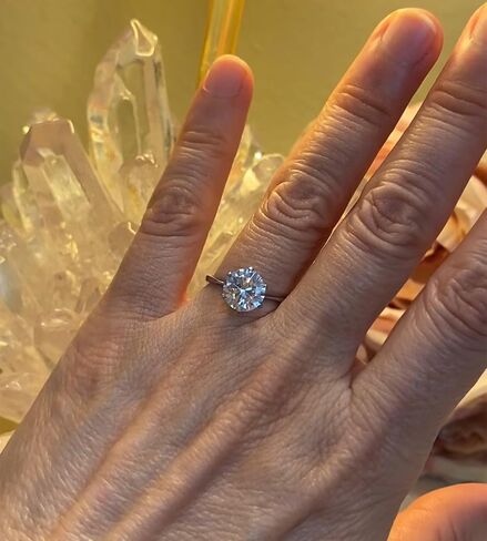 IVY & BAUBLE 1 Carat, 2 Carat, 3.5 Carat CZ Round Solitaire Engagement Ring in White Gold Plating, Size 5-10 in Kuwait