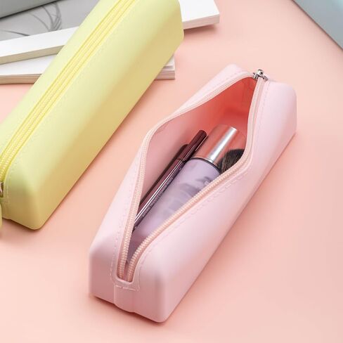 Cute Silicone Makeup Brush Holder, Soft Portable Cosmetic Brush Bag with Zipper, Travel Makeup Brush Case(01Lightpink) in Saudi Arabia