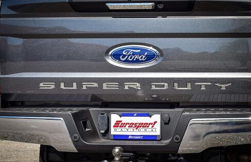 2017 Ford Super Duty Chrome Tailgate Kit in Saudi Arabia