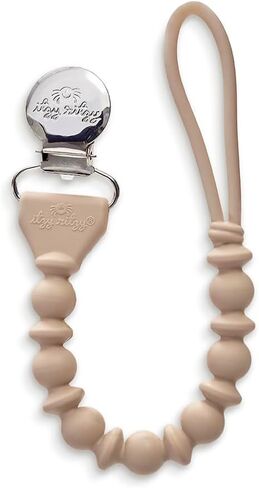 Itzy Ritzy Silicone Pacifier Clip ؛ 100 ٪ حزام مصاصة من سيليكون من الدرجة الغذائية مع مقطع يحافظ على ملاعب الأسنان والأسنان والألعاب الصغيرة في مكانها ؛ ميزات تصميم وحبل واحد (الفراولة) in Kuwait