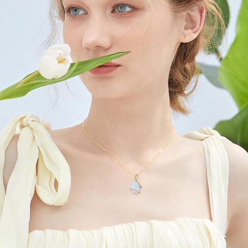 14K Solid Gold Teardrop Birthstone Necklace for Women, Real Gold 4CT Pear Shaped Green Gemstone and Moissanite Pendant Necklaces Mother's Day Birthday Christmas Gifts for Her Mom Nana, 16"+2" in Saudi Arabia
