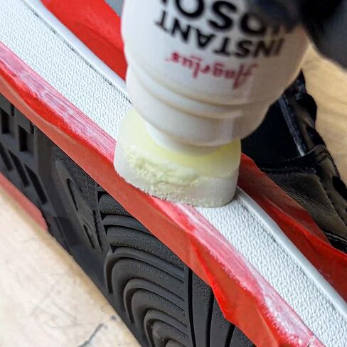Angelus Instant Sneaker Midsole Cleaner and Restorer 3.3oz (100mL) (Vintage White) in Saudi Arabia