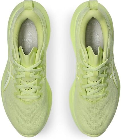 ASICS Gel Cumulus 27 Lite-Show Sneaker in Kuwait