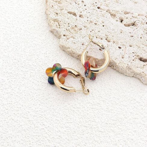 Chunky Acrylic Gold Small Flower Hoop Huggie Earrings, Colorful Boho Ear Piercing Dangle Drop Earrings, Dainty Chic Charm Jewelry Gift in Saudi Arabia