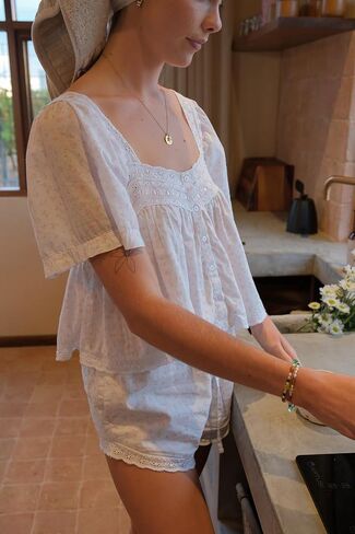 النساء الدانتيل القميص قميص كارديجان قصير زر أسفل الكشكش بلوزة الصيف بوهو قمم y2k الخروج من قمم in Kuwait