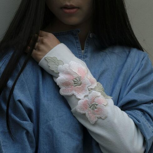 1pair Embroidery Magnolia Flower Hand Stitching Patches 18 * 9.5cm (Pale Yellow) in Saudi Arabia