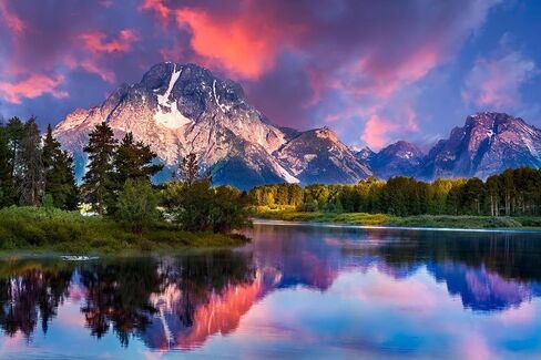 Sunrise at Oxbow Bend Grand Teton National Park Photo Photograph Mountain Nature Landscape Scenic Scenery Parks Picture America Trees Autumn Lake Reflection Cool Wall Art Print Poster 36x24 in Saudi Arabia