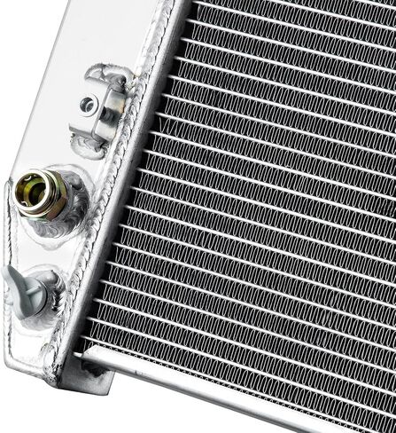 CC622 3 Row Radiator For 1988-1999 Chevy GMC C K 1500 2500 3500 5.7L V8, Aluminum Radiator For 1988 1989 1990 1991 1992 1993 1994 1995 1996 1997 1998 1999 Chevy GMC Radiator in Kuwait