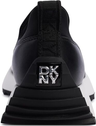 DKNY Women's Women Cushioned Nallen-slip على حذاء رياضة in Kuwait