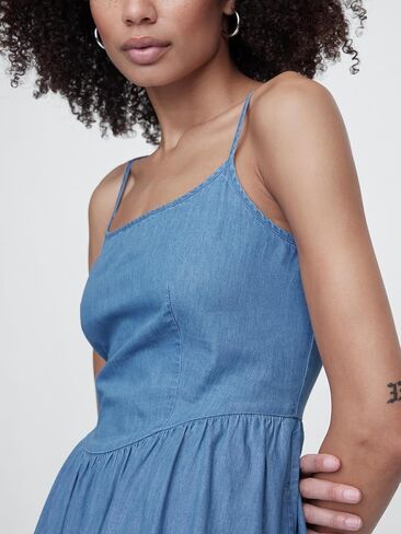 GAP Women's Dipped Waist Denim Midi Dress in Saudi Arabia