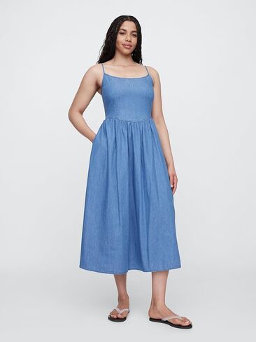 GAP Women's Dipped Waist Denim Midi Dress in Saudi Arabia
