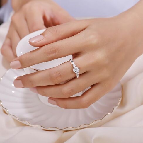 خاتم الخطوبة Moissanite ، 1 قيراط D Color VVS1 Round Cut 925 Sterling Silver Anniversary Wedding Ring For Women Size 6-9 in Kuwait