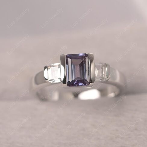 S925 Sterling Silver 3-Stone Ring Engagement Ring Emerald Cut Gemstone Ring Half Bezel Wedding Promise Rings for Women Jewelry in Saudi Arabia