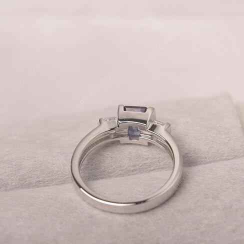 S925 Sterling Silver 3-Stone Ring Engagement Ring Emerald Cut Gemstone Ring Half Bezel Wedding Promise Rings for Women Jewelry in Saudi Arabia