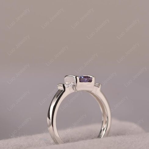 S925 Sterling Silver 3-Stone Ring Engagement Ring Emerald Cut Gemstone Ring Half Bezel Wedding Promise Rings for Women Jewelry in Saudi Arabia