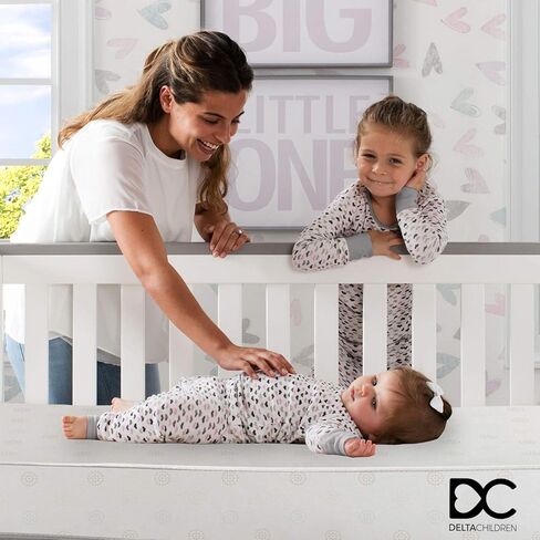 Delta Children Twinkle Stars Crib Crib و Toddler Mattress ملاءات أسرة للفتيات والفتيان (حزمة 2) ، أصدقاء Safari (حزمة) in Saudi Arabia