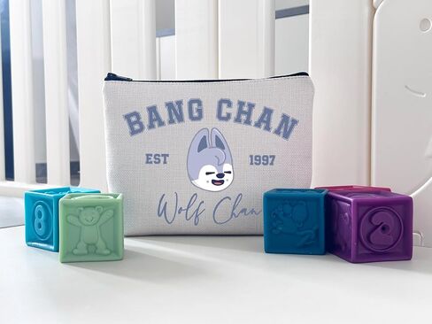 WCGXKO GOID GIFT GOORE GROUP MERCH Group Boys Makeup Bag Lover Gift (2000BBOKARI) ، Beige in Kuwait