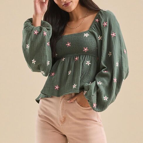 Women Floral Embroidered Blouses Long Lantern Sleeve Smocked Top Y2k Square Neck Babydoll Shirts Vintage Flowy Tops in Saudi Arabia