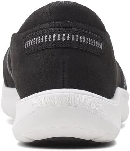 حذاء رياضي للسيدات من Clarks Adella Poppy in Kuwait
