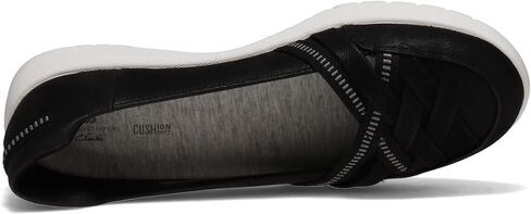 حذاء رياضي للسيدات من Clarks Adella Poppy in Kuwait
