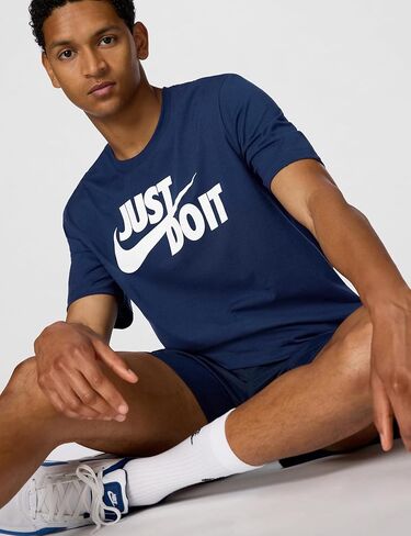 نايك تي شيرت سووش مطبوع عليه Just Do It للرجال مقاس M in Kuwait