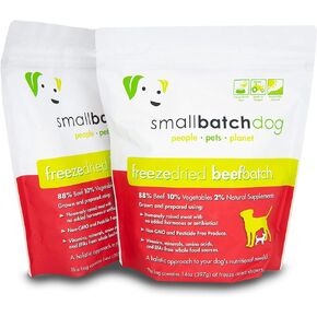 Smallbatch Pets نظام غذائي خام ممتاز مجفف بالتجميد للكلاب، عبوتان، وصفة لحم البقر، 14 أونصة في كل كيس (إجمالي 28 أونصة)، صنع في الولايات المتحدة الأمريكية، منتجات عضوية، لحوم مرتفعة بطريقة إنسانية، ترطب وتقدم الفطائر in Kuwait
