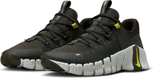 Nike Free Metcon 5 Men's Workout Shoes (Crimson White/Black/Bright ، نظام حجم الأحذية الأمريكي ، البالغين ، رجال ، رقمي ، متوسط ​​، 10.5) in Kuwait