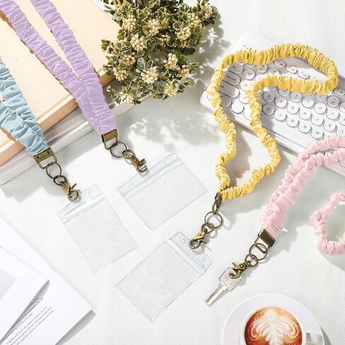 Satinior 4pcs Scrunchie Lanyards مع 8 حاملين لبطاقات لشارات الهوية ومفاتيح Scrunchie Beck Keychain لطيف معلم الحبل مع إغلاق مقطع Lanyards for Keys Neck in Kuwait