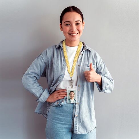 Satinior 4pcs Scrunchie Lanyards مع 8 حاملين لبطاقات لشارات الهوية ومفاتيح Scrunchie Beck Keychain لطيف معلم الحبل مع إغلاق مقطع Lanyards for Keys Neck in Kuwait