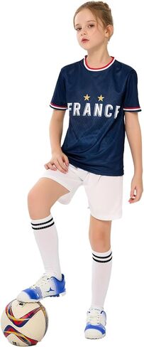 قمصان كرة القدم للأطفال الأولاد والبنات ، شباب كرة القدم ، يمارس ملابس التدريب على التدريب على كرة القدم. in Kuwait