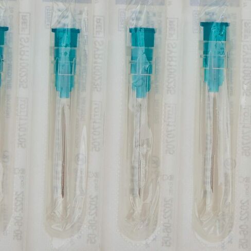 Medline Standard Hypodermic Needles, 23G x 1-Inch Regular Bevel, Needles Only, Box of 100 Each in Kuwait