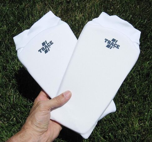 واقي ذراع كرة القدم من آدامز الولايات المتحدة الأمريكية in Kuwait