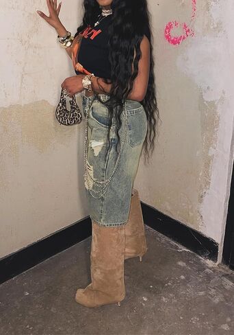 LETSVDO Womens Baggy Ripped Denim Shorts High Waist Straight Wide Leg Distressed Y2k Casual Bermuda Cargo Jean Shorts in Kuwait