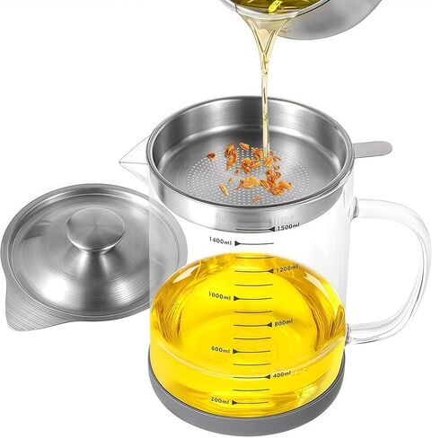 Premium Bacon Grease Saver with Strainer - Large 1.5L Grease Container for Kitchen with Stainless Steel Filter, Used Oil Storage & Bacon Drippings Keeper (50oz, Borosilicate Glass, Non-Slip Base) in Saudi Arabia