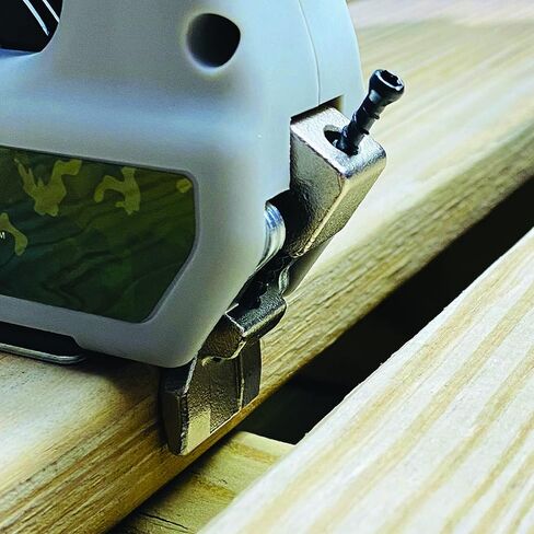 CAMO Marksman Pro-X1 Kit, Deck Tool, 700 Edge Screws & Bits, Edge Fastening Installation, 1/16" Spacing, Fits 5-1/4-5-3/4" Wood Decking in Kuwait