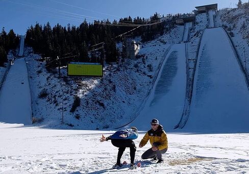 Tundra Wolf Kids Skis - Skis for Kids with Universal Bindings for Toddlers و Up -Shoe Size 9C to 7y - Build Balann in Kuwait