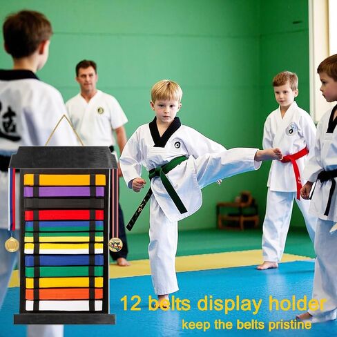 رف عرض حزام الكاراتيه - يحمل ما يصل إلى 12 أحزمة ، حامل عرض حزام التايكواندو و BJJ لفنون القتال ، لا مطلوب تجميع ، عرض حزام فنون القتال للمراهقين والكبار in Kuwait