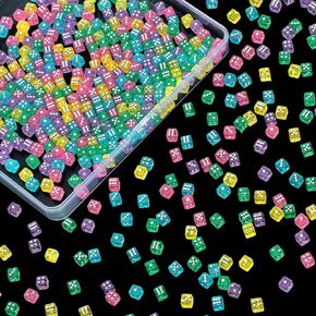 Poen 500 Pitch Mini Dice with Plantible Box Casino Game 6 Swide Small Dice ، 5mm Bulk Tiny Colored for Casino Night Posties Games Learning Elementary Math Learning (Multicolored) in Kuwait