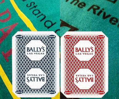 مجموعة واسعة من Blackjack/Texas Hold'em Bundle مجموعة: 2 36 "× 72" Love Layout + Pair أصيلة Las Vegas Casino Table Card (Bally's) in Saudi Arabia