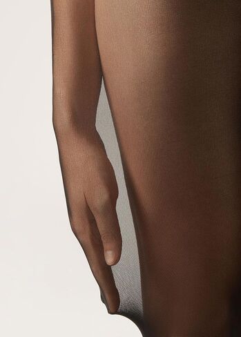 Woman's Totally Invisible 30 Denier Tights in Kuwait