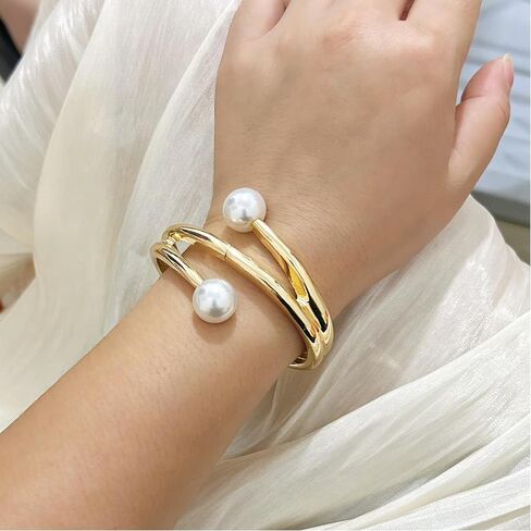 Pearl Bangle Bracelet for Women Chunky Pearl Gold Bangle Opened Bracelet Minimalist Cuff Bracelet for Women in Saudi Arabia