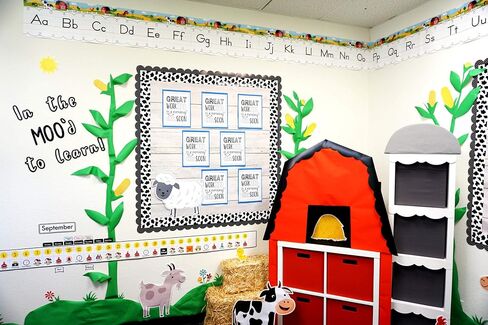 CTP Busy Bees Bulletin Board for Classroom (Tractor Creative Press 10670) in Kuwait