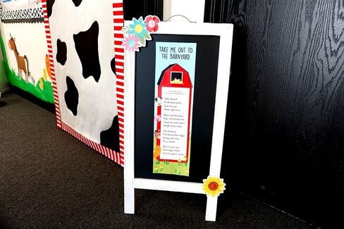 CTP Busy Bees Bulletin Board for Classroom (Tractor Creative Press 10670) in Kuwait