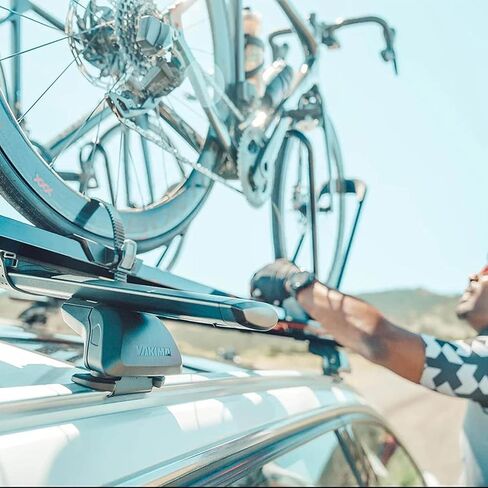 مجموعة Sightline Yakima من 4 أبراج برج سقف رف للسيارات مع أشكال القضبان الجانبية مثبتة على التدفق مع jetstream ، شريط HD ، CoreBar ، وأشرطة العواصف المتجولة in Kuwait