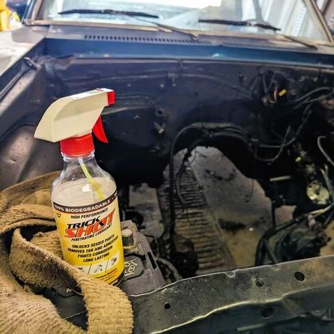 Non-Toxic Penetrating Oil | Eco-Friendly, Non-Flammable, Food Grade & Biodegradable | Rust Inhibitor | 3-in-1 Lubricant, Penetrating Oil, and Degreaser by Trick Shot® USA Made | 16 oz. Spray Bottle in Kuwait