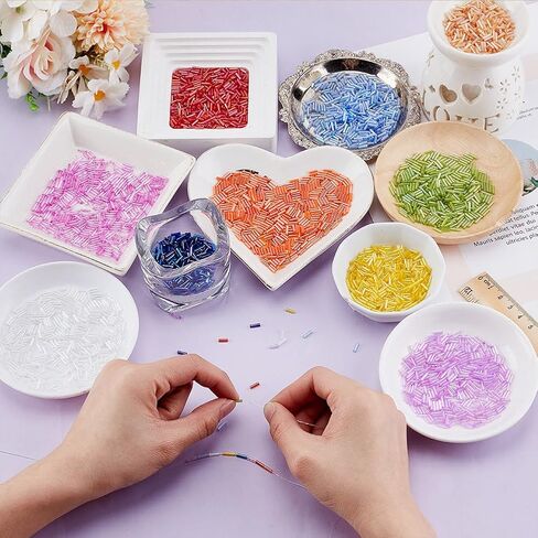 2100pcs 7 ألوان الزجاج بوجل حبات 6-8 ملم أنبوب طويل من الخرز الفضفاضة بذرة ملونة الخرز الحرف الصغيرة لقرار سوار DIY وصنع المجوهرات ، الفتحة: 0.6 ملم in Saudi Arabia