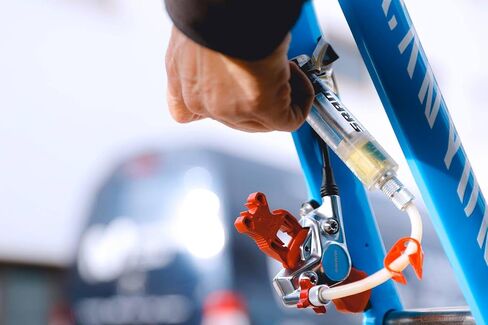 SRAM ، Pro Dot Pleed Kit V2 ، مع سائل ، مجموعة in Saudi Arabia