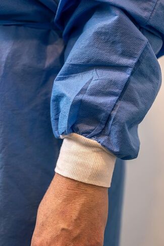 ثياب طبية عزل PPE التي يمكن التخلص منها - المستوى 2 ، التغطية الخلفية الكاملة ، إغلاق التعادل المزدوج ، مواد SMS 35G ، الأصفاد المتماسكة ، للجنسين ، الأزرق المهني للرعاية الصحية واستخدام المختبر (50) in Kuwait